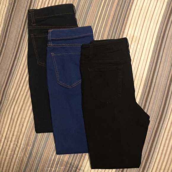 Lot-No Boundaries Jeans - Picture 1 of 5